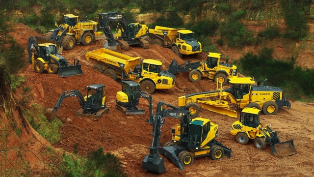 Unlock the Secrets of Heavy Equipment with Comprehensive Service and Repair Manuals